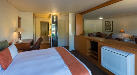 Pacific Bay Resort - QLD Tourism 31