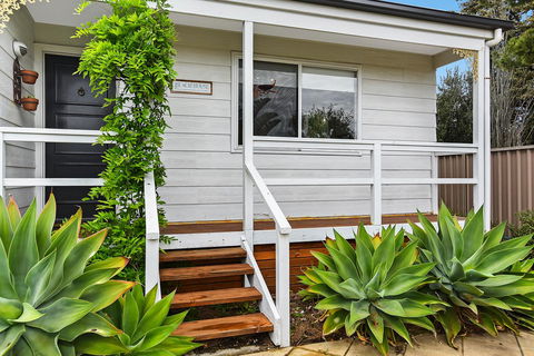 Ainslie Roberts Drive Retreat - QLD Tourism 14