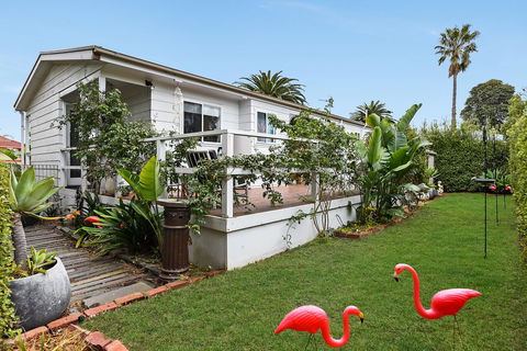 Ainslie Roberts Drive Retreat - QLD Tourism 7