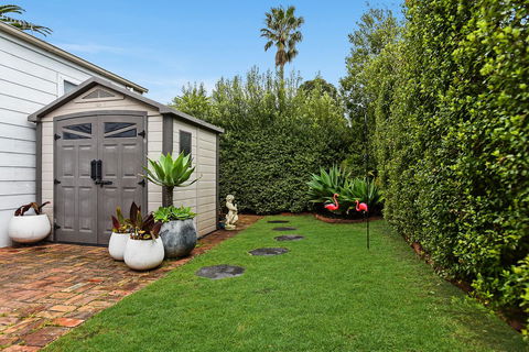 Ainslie Roberts Drive Retreat - QLD Tourism 11