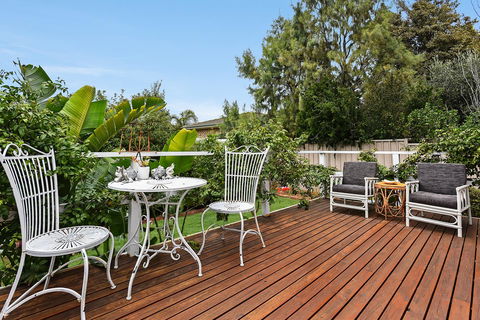 Ainslie Roberts Drive Retreat - QLD Tourism 9