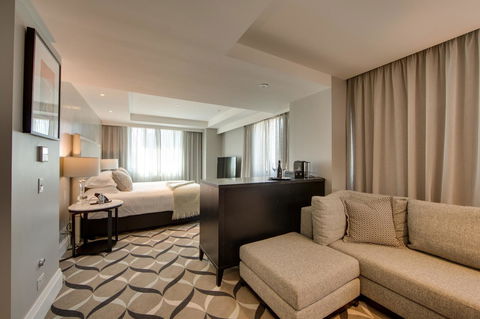 Mayfair Hotel - QLD Tourism 5