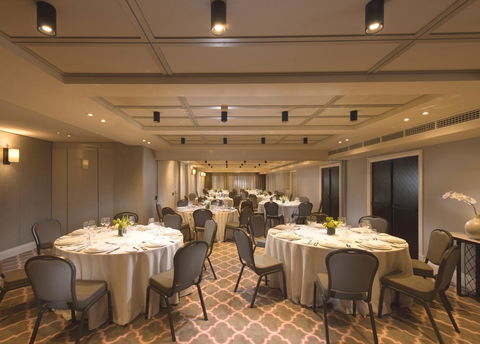 Mayfair Hotel - QLD Tourism 19