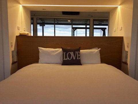 Barossa Pavilions & Glasshouse - Queensland Tourism 2