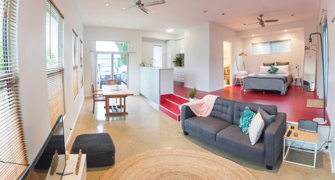 S T U D I O 22 Peaceful Retreat With Garden Views - QLD Tourism 2