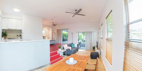 S T U D I O 22 Peaceful Retreat With Garden Views - QLD Tourism 1