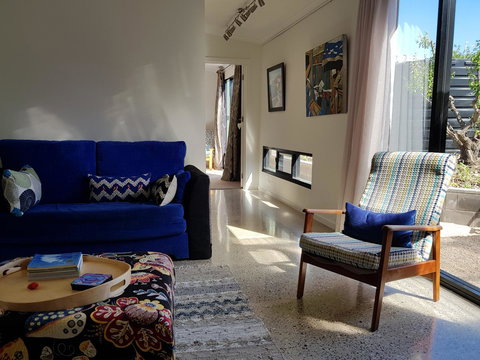 Sinclair Eco House - QLD Tourism 33