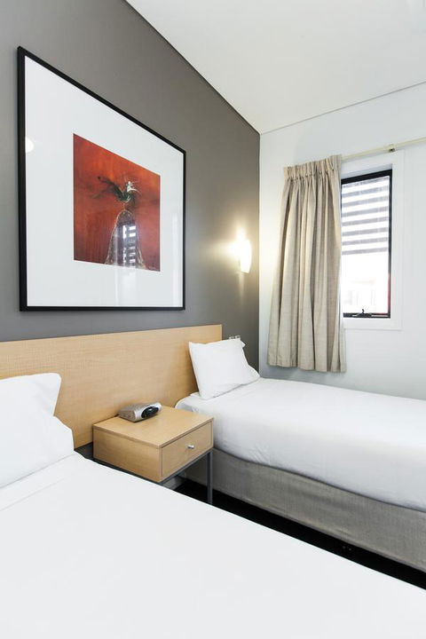 Majestic Oasis Apartments - QLD Tourism 23