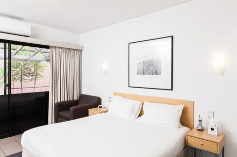 Majestic Oasis Apartments - QLD Tourism 30