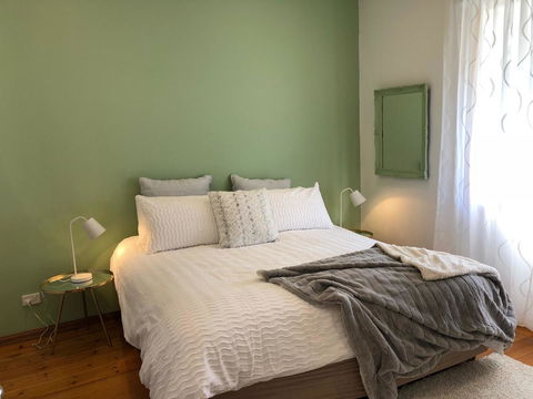 Jack\'s House 2 B&B In Mill Street - QLD Tourism 3