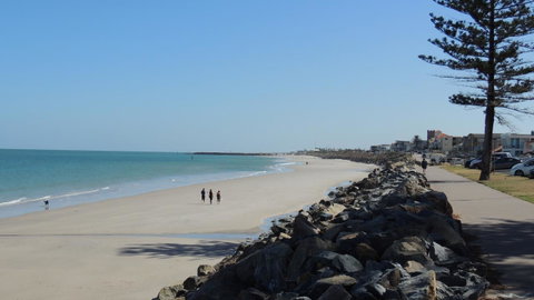 Glenelg - Marina Retreat - QLD Tourism 7