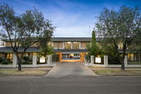 Book Wagga Wagga Accommodation Vacations QLD Tourism QLD Tourism