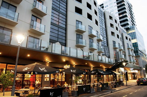 Mantra Hindmarsh Square - Queensland Tourism 3