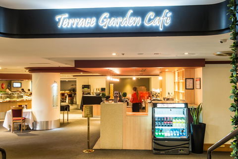 Stamford Plaza Adelaide - QLD Tourism 43