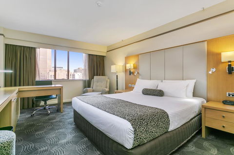 Stamford Plaza Adelaide - QLD Tourism 14