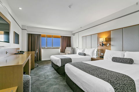 Stamford Plaza Adelaide - QLD Tourism 15