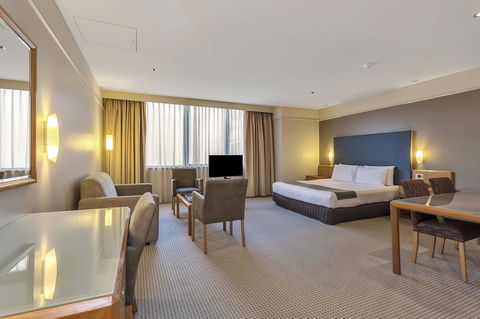 Stamford Plaza Adelaide - QLD Tourism 16