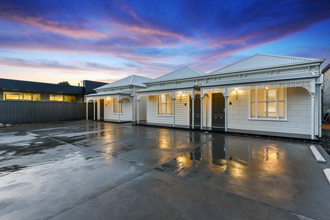 Aloha Central Luxury Apartments - Queensland Tourism 5