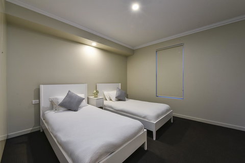 Aloha Central Luxury Apartments - Queensland Tourism 27