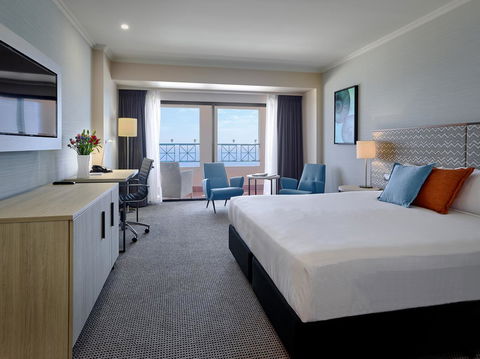 Stamford Grand Adelaide - QLD Tourism 44