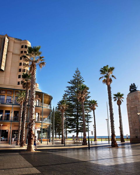 Stamford Grand Adelaide - QLD Tourism 41