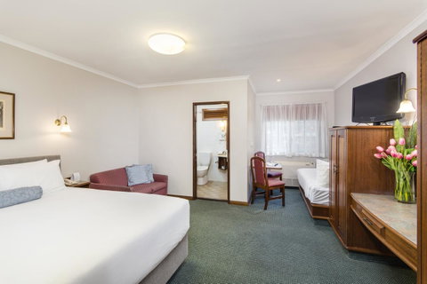 Adelaide Inn - QLD Tourism 23