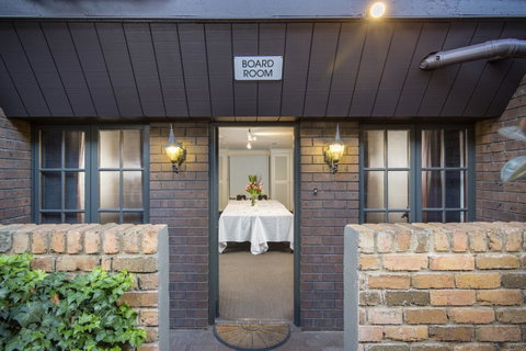 Adelaide Inn - QLD Tourism 12