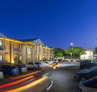 Adelaide Inn - QLD Tourism