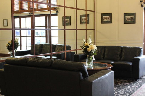 Adelaide Inn - QLD Tourism 3