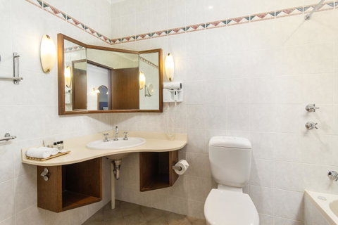 Adelaide Inn - QLD Tourism 22