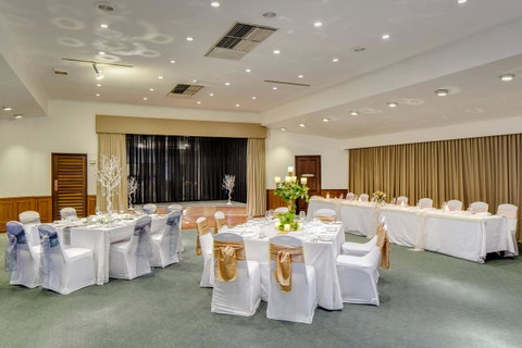 Adelaide Inn - QLD Tourism 16