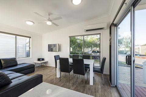 Discovery Parks - Adelaide Beachfront - QLD Tourism 3