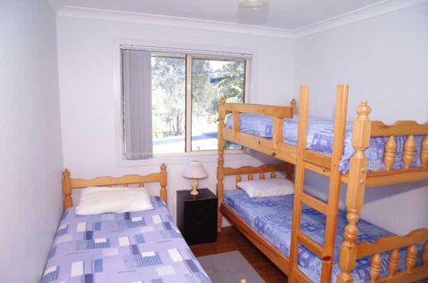 Bellhaven 1, 17 Willow Street - QLD Tourism 4