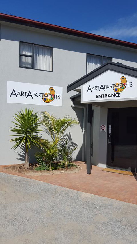 Aart Apartments - QLD Tourism 1