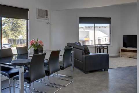 Aart Apartments - QLD Tourism 23