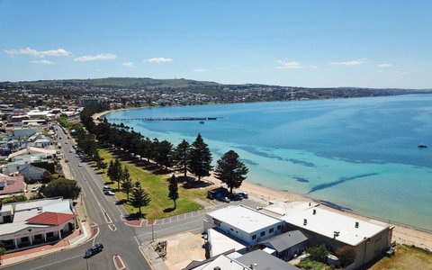 Tasman Beachside Apartment - QLD Tourism 1