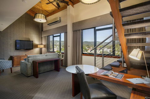 Arkaba Hotel - QLD Tourism 14