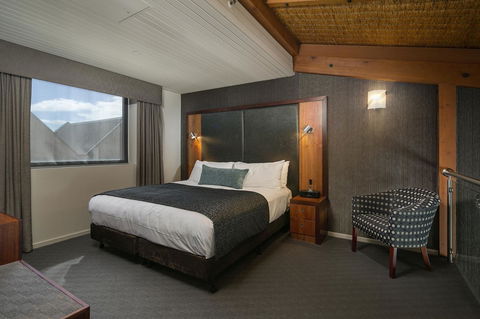 Arkaba Hotel - QLD Tourism 17