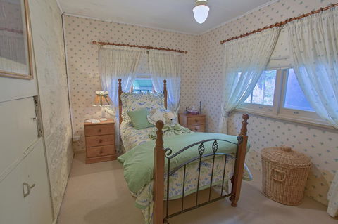 Tanunda Cottages - Queensland Tourism 16