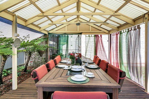 \'THE CHURCH\' Guest Home, Gawler Barossa Region - QLD Tourism 10