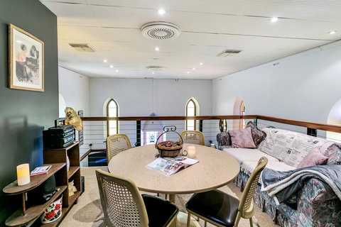 \'THE CHURCH\' Guest Home, Gawler Barossa Region - QLD Tourism 8