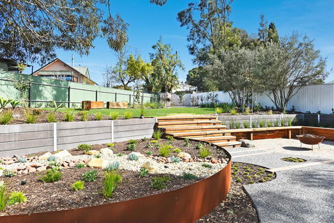 Port Of Call - Port Willunga - C21 SouthCoast Holidays - Queensland Tourism 3