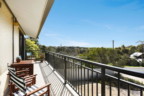 Port Of Call - Port Willunga - C21 SouthCoast Holidays - Queensland Tourism 5