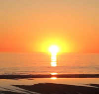 Adelaide - Semaphore Beach Front - QLD Tourism
