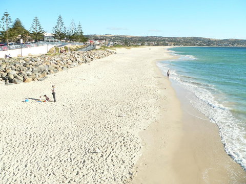Brighton Beach House - QLD Tourism 14