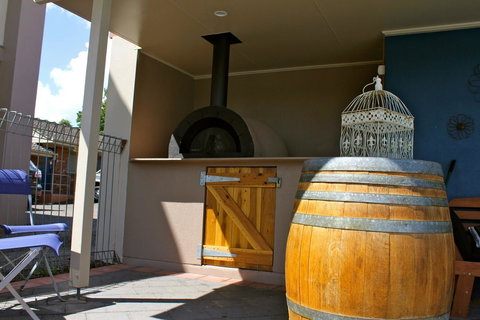 Isis Motel Scone - QLD Tourism 2