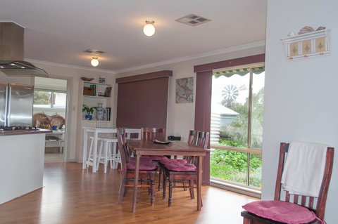 Admirals Inn - Queensland Tourism 7