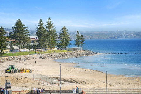 Pier Luxury Apartments - QLD Tourism 20