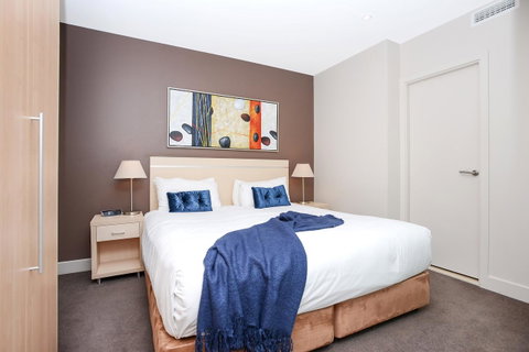 Pier Luxury Apartments - QLD Tourism 17