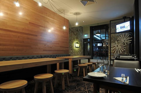 Mansfield Park Hotel - QLD Tourism 5